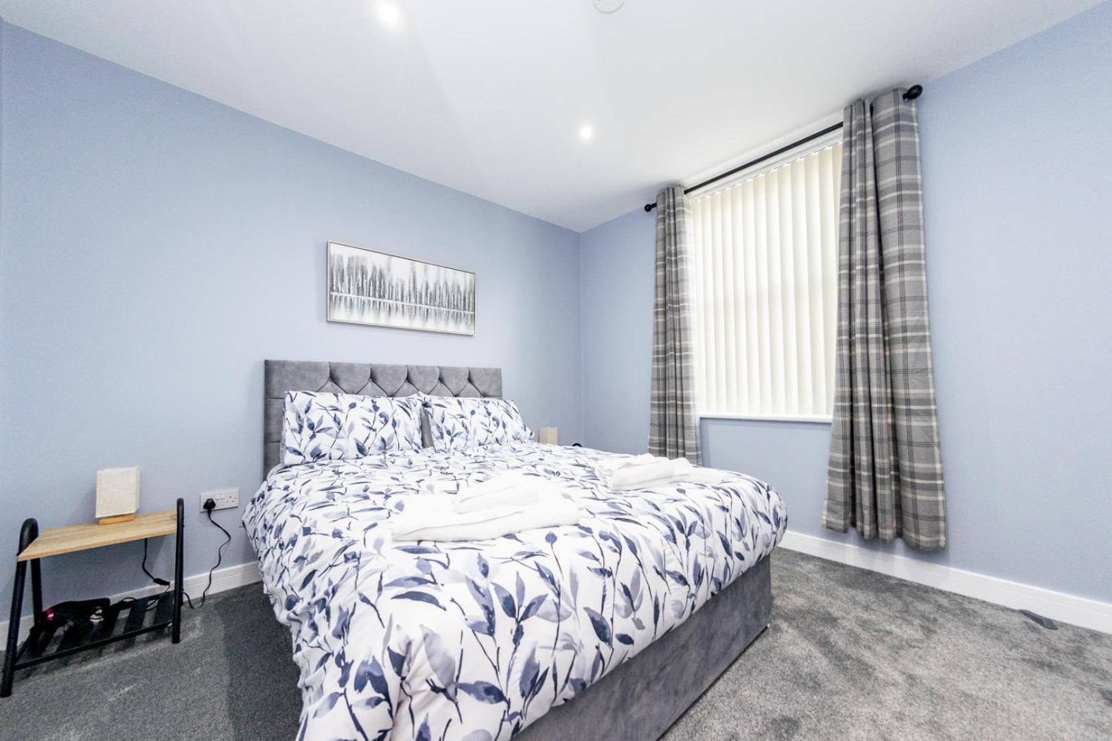 The Halfway House Bed & Breakfast Leeds (West Yorkshire)